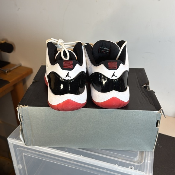 Size 6.5Y - Jordan 11 Retro Low Concord-Bred - Picture 4 of 7